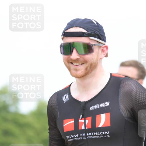 22.06.2025 - Viking Triathlon H.Heesch http://msf.ph/oto/8109264 22.06.2025 14:43:41 Laufen 133, 349, 394, 531 meine-sportfotos.de