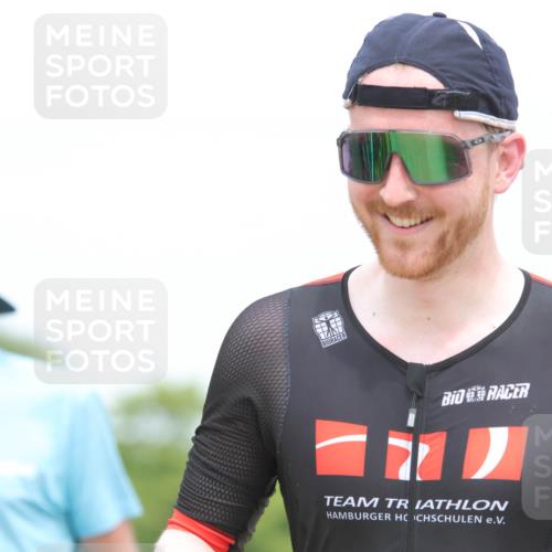 22.06.2025 - Viking Triathlon H.Heesch http://msf.ph/oto/8109277 22.06.2025 14:43:41 Laufen 133, 349, 394, 531 meine-sportfotos.de