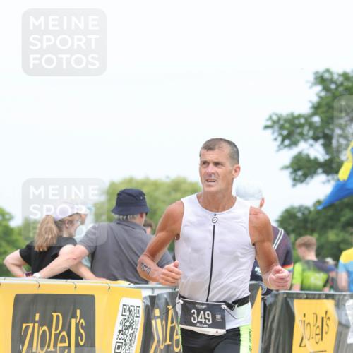 22.06.2025 - Viking Triathlon H.Heesch http://msf.ph/oto/8109307 22.06.2025 14:43:46 Laufen 349, 394, 650 meine-sportfotos.de