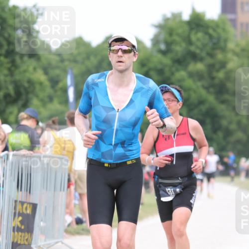 22.06.2025 - Viking Triathlon H.Heesch http://msf.ph/oto/8109315 22.06.2025 14:38:36 Laufen 131, 247, 350 meine-sportfotos.de