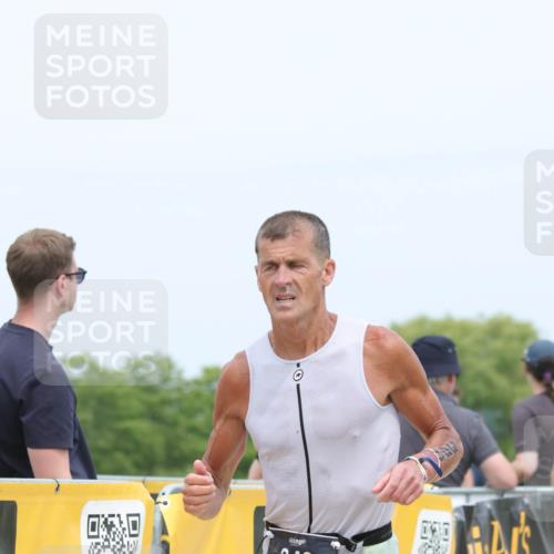 22.06.2025 - Viking Triathlon H.Heesch http://msf.ph/oto/8109327 22.06.2025 14:43:46 Laufen 349, 394, 650 meine-sportfotos.de