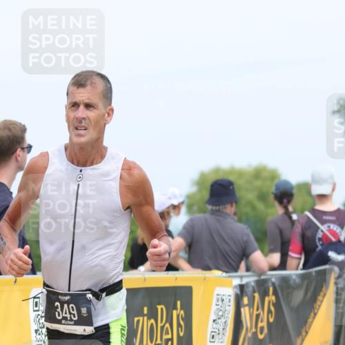 22.06.2025 - Viking Triathlon H.Heesch http://msf.ph/oto/8109338 22.06.2025 14:43:46 Laufen 349, 394, 650 meine-sportfotos.de