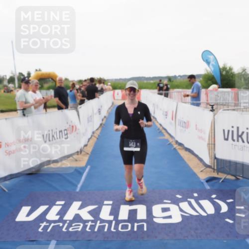22.06.2025 - Viking Triathlon MichiJ http://msf.ph/oto/8109346 22.06.2025 16:21:30 Ziel 143 meine-sportfotos.de