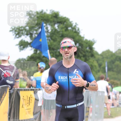 22.06.2025 - Viking Triathlon H.Heesch http://msf.ph/oto/8109355 22.06.2025 14:43:48 Laufen 349, 394, 650 meine-sportfotos.de