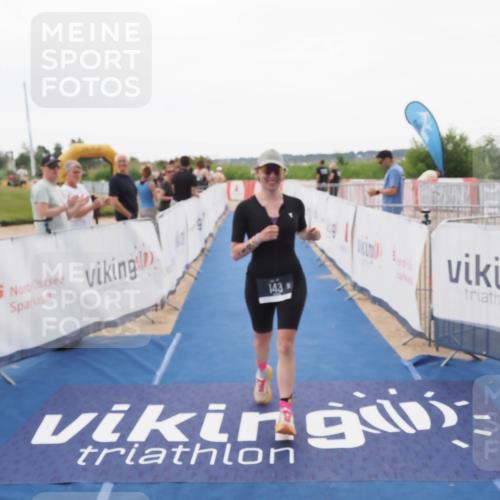 22.06.2025 - Viking Triathlon MichiJ http://msf.ph/oto/8109361 22.06.2025 16:21:30 Ziel 143 meine-sportfotos.de