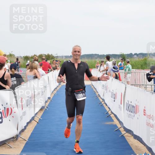 22.06.2025 - Viking Triathlon MichiJ http://msf.ph/oto/8109386 22.06.2025 14:52:22 Ziel 288, 420 meine-sportfotos.de
