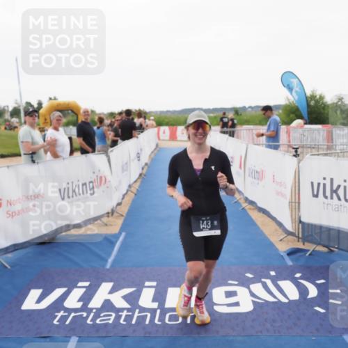 22.06.2025 - Viking Triathlon MichiJ http://msf.ph/oto/8109392 22.06.2025 16:21:30 Ziel 143 meine-sportfotos.de