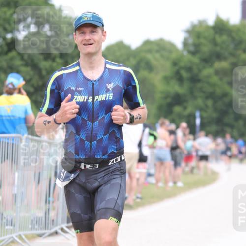 22.06.2025 - Viking Triathlon H.Heesch http://msf.ph/oto/8109445 22.06.2025 14:38:58 Laufen 41, 83 meine-sportfotos.de