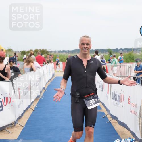 22.06.2025 - Viking Triathlon MichiJ http://msf.ph/oto/8109479 22.06.2025 14:52:22 Ziel 288, 420 meine-sportfotos.de