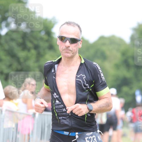 22.06.2025 - Viking Triathlon H.Heesch http://msf.ph/oto/8109483 22.06.2025 14:43:55 Laufen 50, 523, 650 meine-sportfotos.de