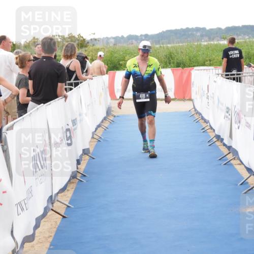 22.06.2025 - Viking Triathlon MichiJ http://msf.ph/oto/8109524 22.06.2025 16:22:02 Ziel 418 meine-sportfotos.de