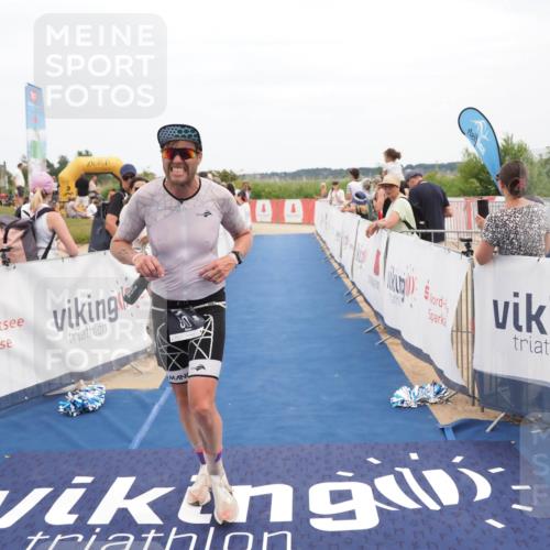 22.06.2025 - Viking Triathlon MichiJ http://msf.ph/oto/8109526 22.06.2025 15:01:00 Ziel 510 meine-sportfotos.de