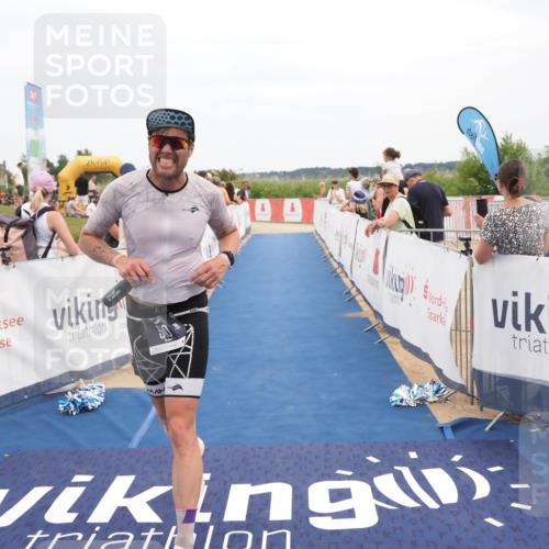 22.06.2025 - Viking Triathlon MichiJ http://msf.ph/oto/8109540 22.06.2025 15:01:00 Ziel 510 meine-sportfotos.de
