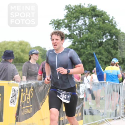 22.06.2025 - Viking Triathlon H.Heesch http://msf.ph/oto/8109543 22.06.2025 14:39:22 Laufen 384 meine-sportfotos.de
