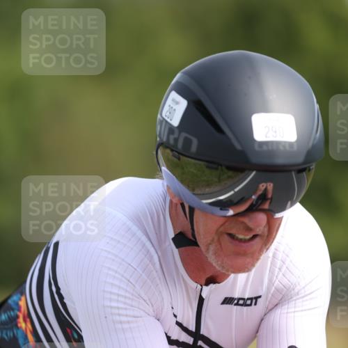 22.06.2025 - Viking Triathlon Yannick Fuchs http://msf.ph/oto/8109544 22.06.2025 11:33:53 Radfahren 25, 28, 283, 290, 635 meine-sportfotos.de