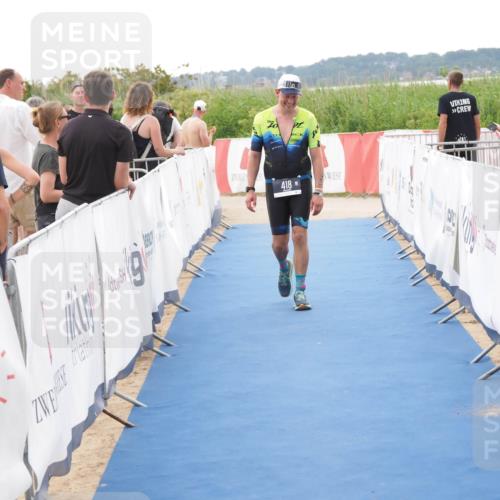 22.06.2025 - Viking Triathlon MichiJ http://msf.ph/oto/8109548 22.06.2025 16:22:02 Ziel 418 meine-sportfotos.de