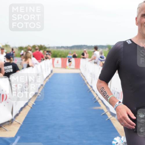 22.06.2025 - Viking Triathlon MichiJ http://msf.ph/oto/8109644 22.06.2025 14:52:23 Ziel 288, 420 meine-sportfotos.de