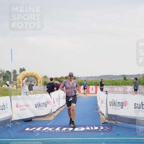 22.06.2025 - Viking Triathlon MichiJ http://msf.ph/oto/8109649 22.06.2025 16:38:48 Ziel 276 meine-sportfotos.de