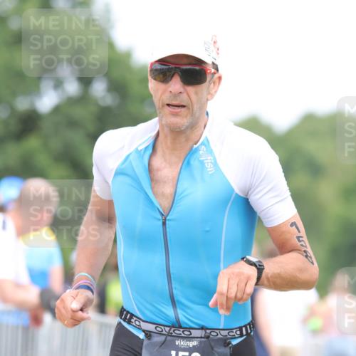 22.06.2025 - Viking Triathlon H.Heesch http://msf.ph/oto/8109674 22.06.2025 14:39:51 Laufen 72, 158, 229 meine-sportfotos.de