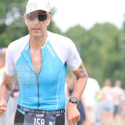 22.06.2025 - Viking Triathlon H.Heesch http://msf.ph/oto/8109692 22.06.2025 14:39:51 Laufen 72, 158, 229 meine-sportfotos.de