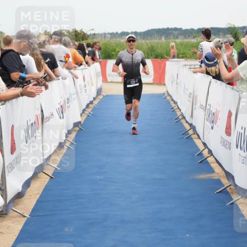 22.06.2025 - Viking Triathlon MichiJ http://msf.ph/oto/8109694 22.06.2025 15:01:16 Ziel 132 meine-sportfotos.de