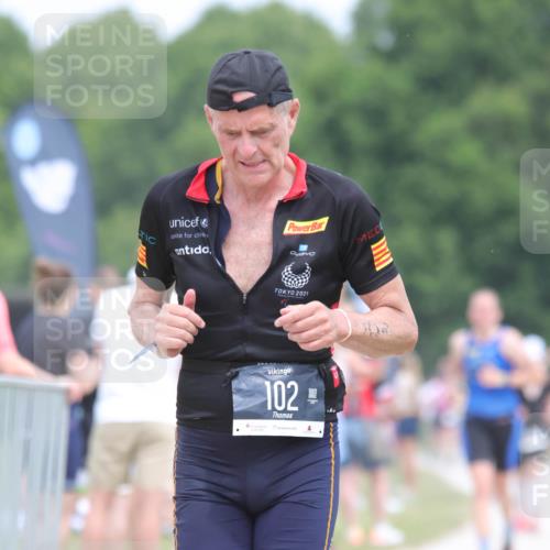 22.06.2025 - Viking Triathlon H.Heesch http://msf.ph/oto/8109697 22.06.2025 14:44:08 Laufen 102, 210, 386 meine-sportfotos.de