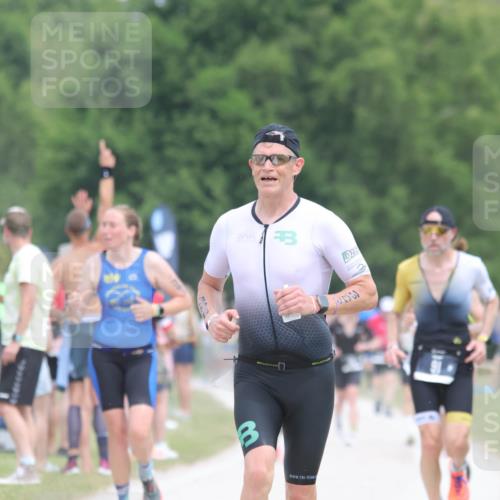 22.06.2025 - Viking Triathlon H.Heesch http://msf.ph/oto/8109740 22.06.2025 14:44:11 Laufen 102, 210, 386 meine-sportfotos.de