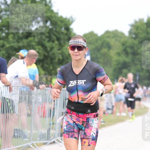 22.06.2025 - Viking Triathlon H.Heesch http://msf.ph/oto/8109744 22.06.2025 14:39:56 Laufen 72, 158, 229 meine-sportfotos.de