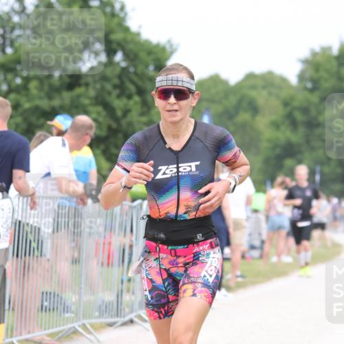 22.06.2025 - Viking Triathlon H.Heesch http://msf.ph/oto/8109747 22.06.2025 14:39:56 Laufen 72, 158, 229 meine-sportfotos.de