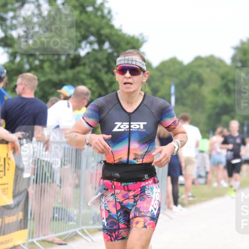 22.06.2025 - Viking Triathlon H.Heesch http://msf.ph/oto/8109757 22.06.2025 14:39:56 Laufen 72, 158, 229 meine-sportfotos.de