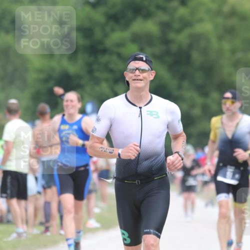 22.06.2025 - Viking Triathlon H.Heesch http://msf.ph/oto/8109769 22.06.2025 14:44:11 Laufen 102, 210, 386 meine-sportfotos.de