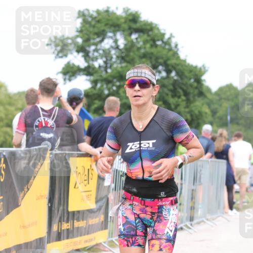 22.06.2025 - Viking Triathlon H.Heesch http://msf.ph/oto/8109788 22.06.2025 14:39:57 Laufen 72, 229 meine-sportfotos.de