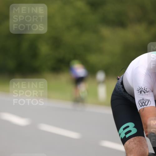 22.06.2025 - Viking Triathlon Yannick Fuchs http://msf.ph/oto/8109796 22.06.2025 12:14:47 Radfahren 182, 210, 254, 329, 353, 358, 376, 411 meine-sportfotos.de