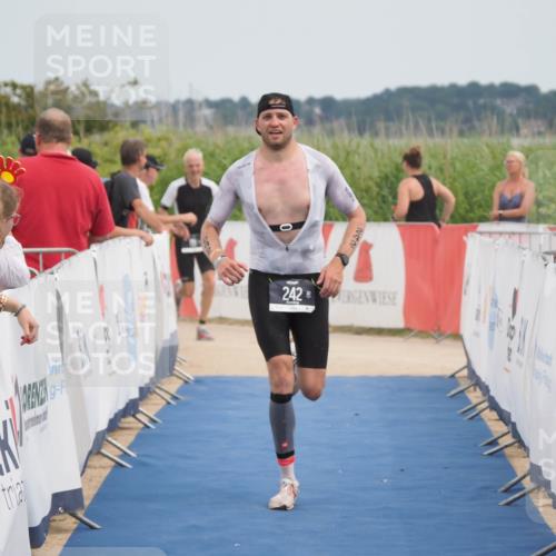 22.06.2025 - Viking Triathlon MichiJ http://msf.ph/oto/8109848 22.06.2025 14:52:30 Ziel 242 meine-sportfotos.de