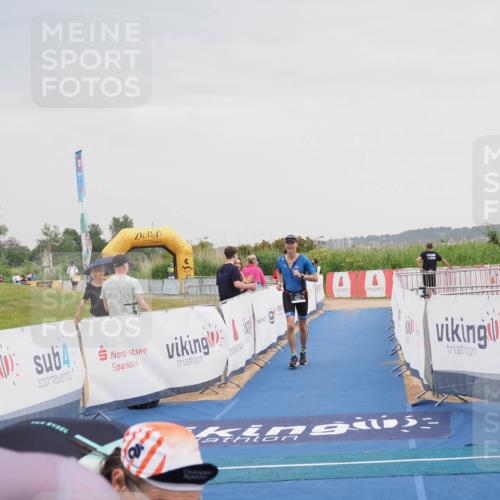 22.06.2025 - Viking Triathlon MichiJ http://msf.ph/oto/8109879 22.06.2025 16:38:56 Ziel 422 meine-sportfotos.de