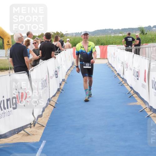 22.06.2025 - Viking Triathlon MichiJ http://msf.ph/oto/8109917 22.06.2025 16:22:04 Ziel 418 meine-sportfotos.de