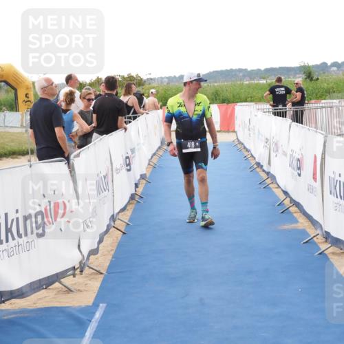 22.06.2025 - Viking Triathlon MichiJ http://msf.ph/oto/8109966 22.06.2025 16:22:05 Ziel 418 meine-sportfotos.de