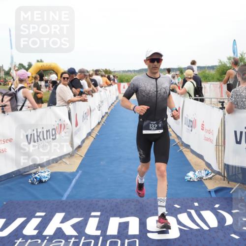 22.06.2025 - Viking Triathlon MichiJ http://msf.ph/oto/8109985 22.06.2025 15:01:19 Ziel 132 meine-sportfotos.de