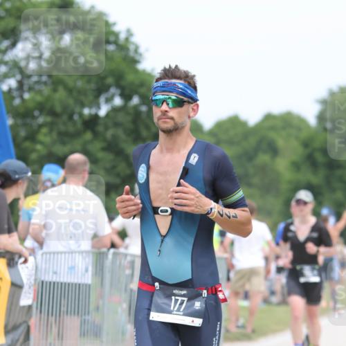 22.06.2025 - Viking Triathlon H.Heesch http://msf.ph/oto/8110006 22.06.2025 14:44:31 Laufen 177, 232, 285, 494 meine-sportfotos.de