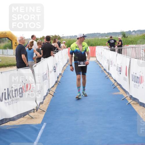 22.06.2025 - Viking Triathlon MichiJ http://msf.ph/oto/8110010 22.06.2025 16:22:05 Ziel 418 meine-sportfotos.de