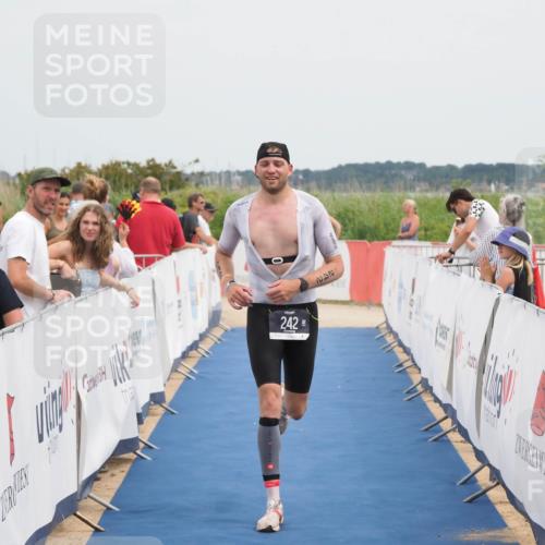 22.06.2025 - Viking Triathlon MichiJ http://msf.ph/oto/8110012 22.06.2025 14:52:32 Ziel 101, 242 meine-sportfotos.de