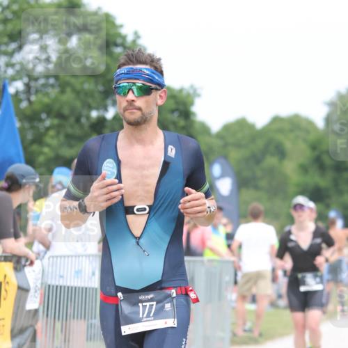 22.06.2025 - Viking Triathlon H.Heesch http://msf.ph/oto/8110018 22.06.2025 14:44:31 Laufen 177, 232, 285, 494 meine-sportfotos.de