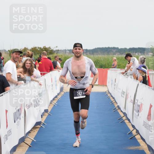 22.06.2025 - Viking Triathlon MichiJ http://msf.ph/oto/8110022 22.06.2025 14:52:32 Ziel 101, 242 meine-sportfotos.de
