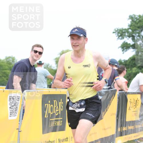 22.06.2025 - Viking Triathlon H.Heesch http://msf.ph/oto/8110043 22.06.2025 14:40:11 Laufen 106, 234, 372, 619 meine-sportfotos.de