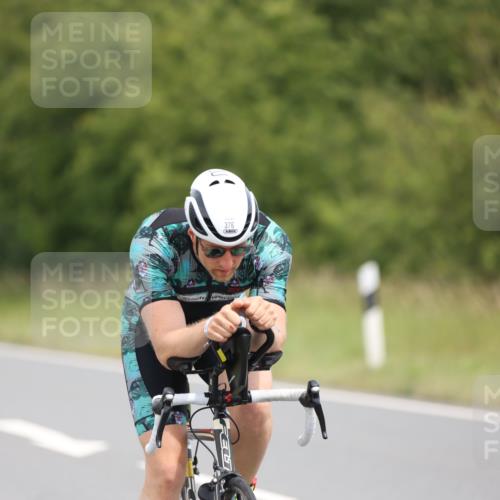 22.06.2025 - Viking Triathlon Yannick Fuchs http://msf.ph/oto/8110071 22.06.2025 12:14:57 Radfahren 72, 329, 353, 376, 411, 433, 553 meine-sportfotos.de