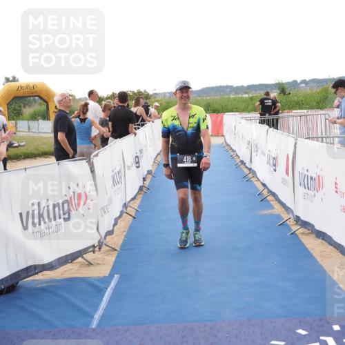 22.06.2025 - Viking Triathlon MichiJ http://msf.ph/oto/8110092 22.06.2025 16:22:06 Ziel 418 meine-sportfotos.de