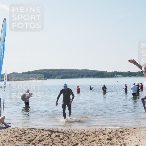 22.06.2025 - Viking Triathlon MichiJ http://msf.ph/oto/8110102 22.06.2025 10:59:17 Schwimmen 222, 459 meine-sportfotos.de