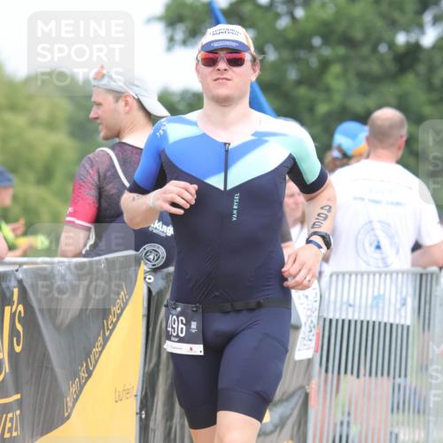 22.06.2025 - Viking Triathlon H.Heesch http://msf.ph/oto/8110107 22.06.2025 14:44:38 Laufen 285, 496 meine-sportfotos.de