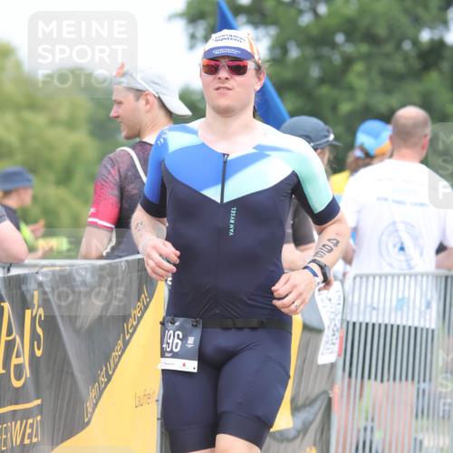 22.06.2025 - Viking Triathlon H.Heesch http://msf.ph/oto/8110110 22.06.2025 14:44:38 Laufen 285, 496 meine-sportfotos.de