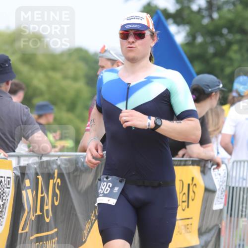 22.06.2025 - Viking Triathlon H.Heesch http://msf.ph/oto/8110120 22.06.2025 14:44:38 Laufen 285, 496 meine-sportfotos.de